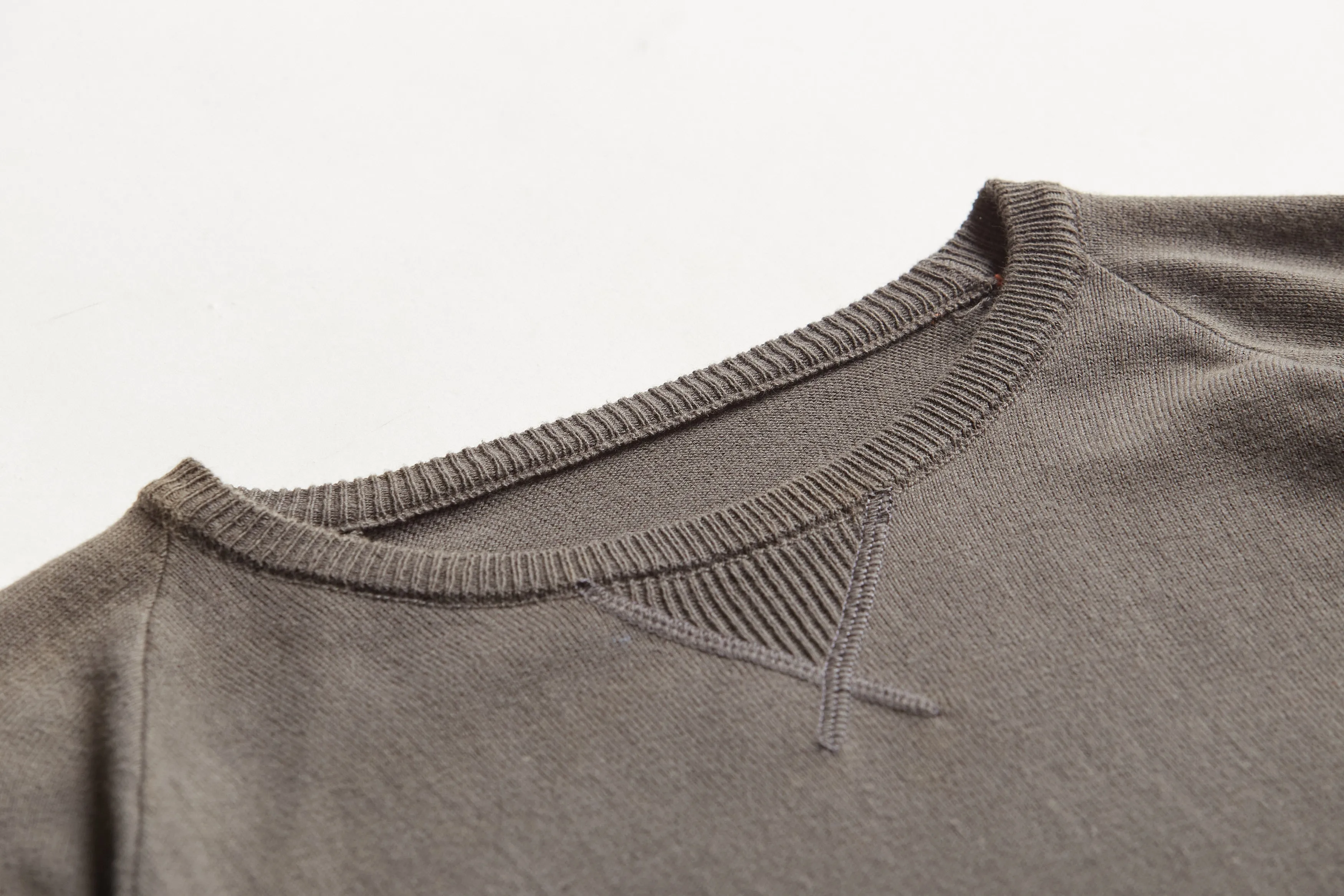 Basic Bolt Sweater  - Lightning Bolt ⚡