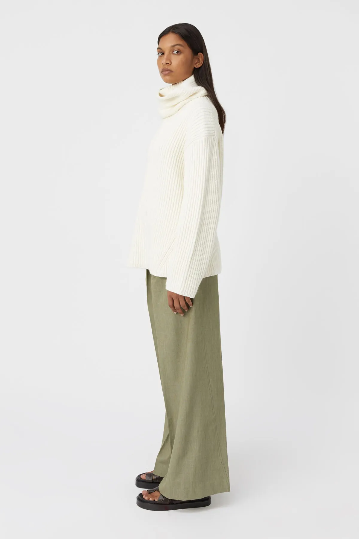 Christalle Sweater