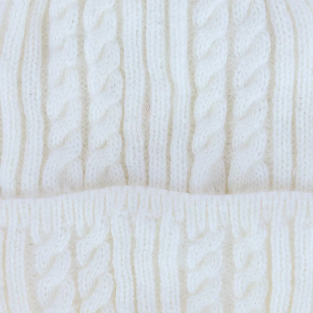 CTM® Women's Knit Winter Beanie with Cuff and Synthetic Fur Pom