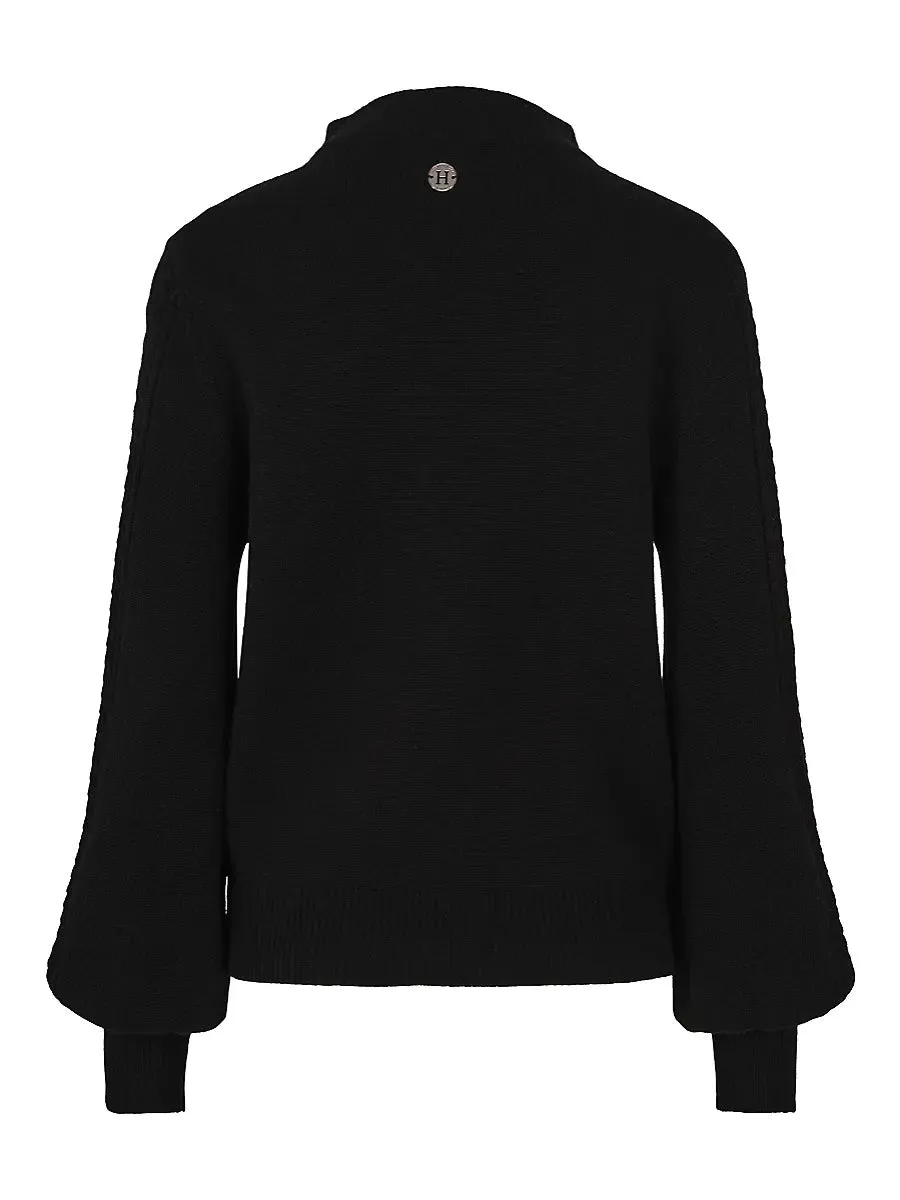 Feminin knitted pullover Black