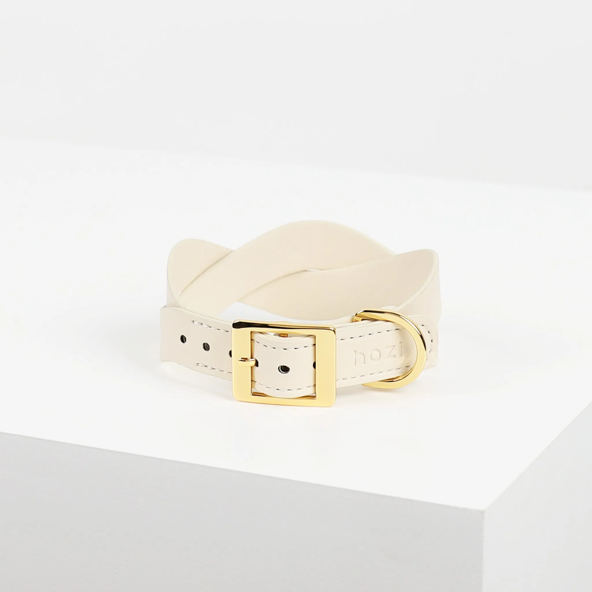 HOZI Vegan Leather Wave Collar
