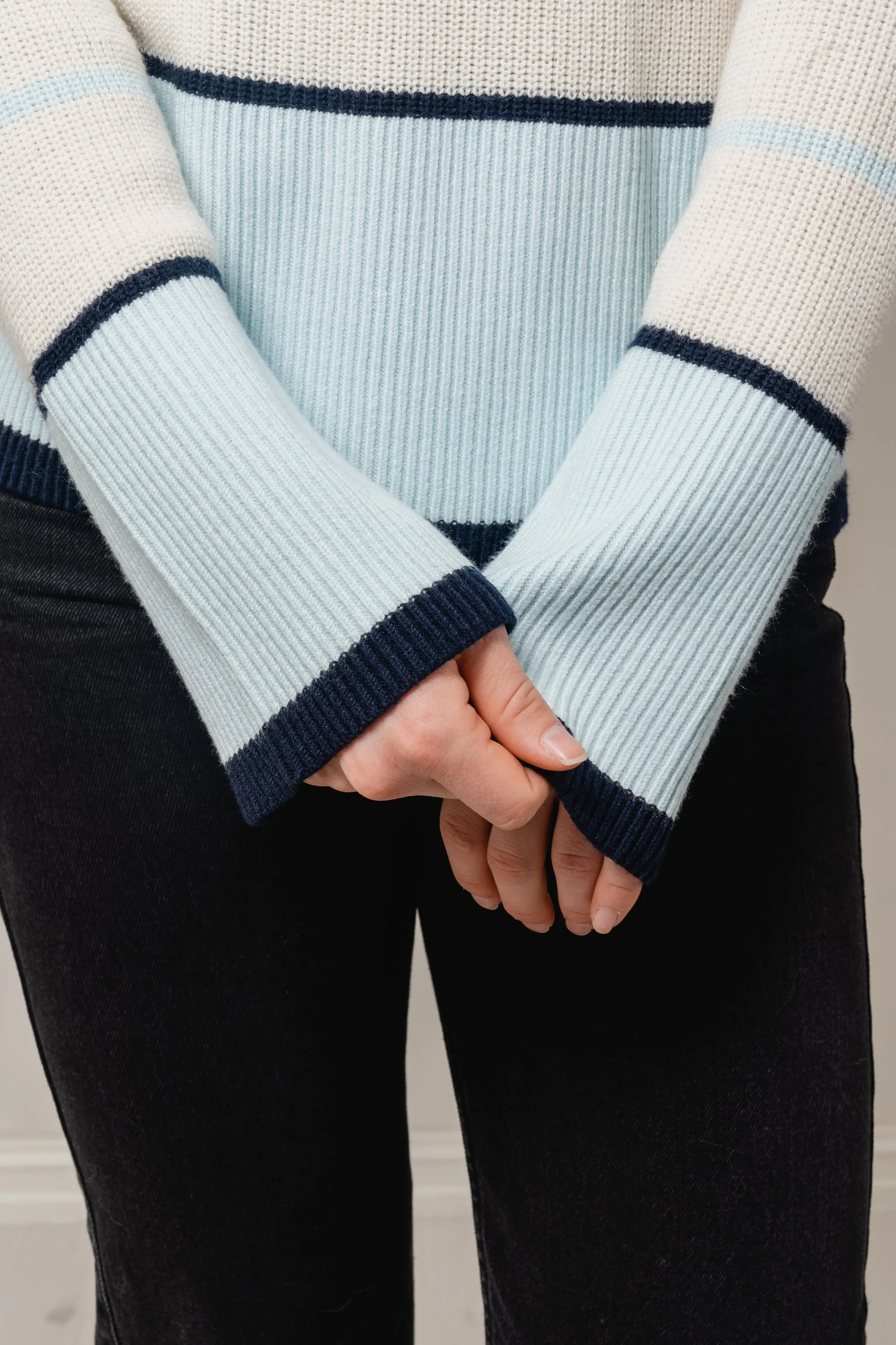 Kaina Jilli Pullover - Egret/Sky Cap