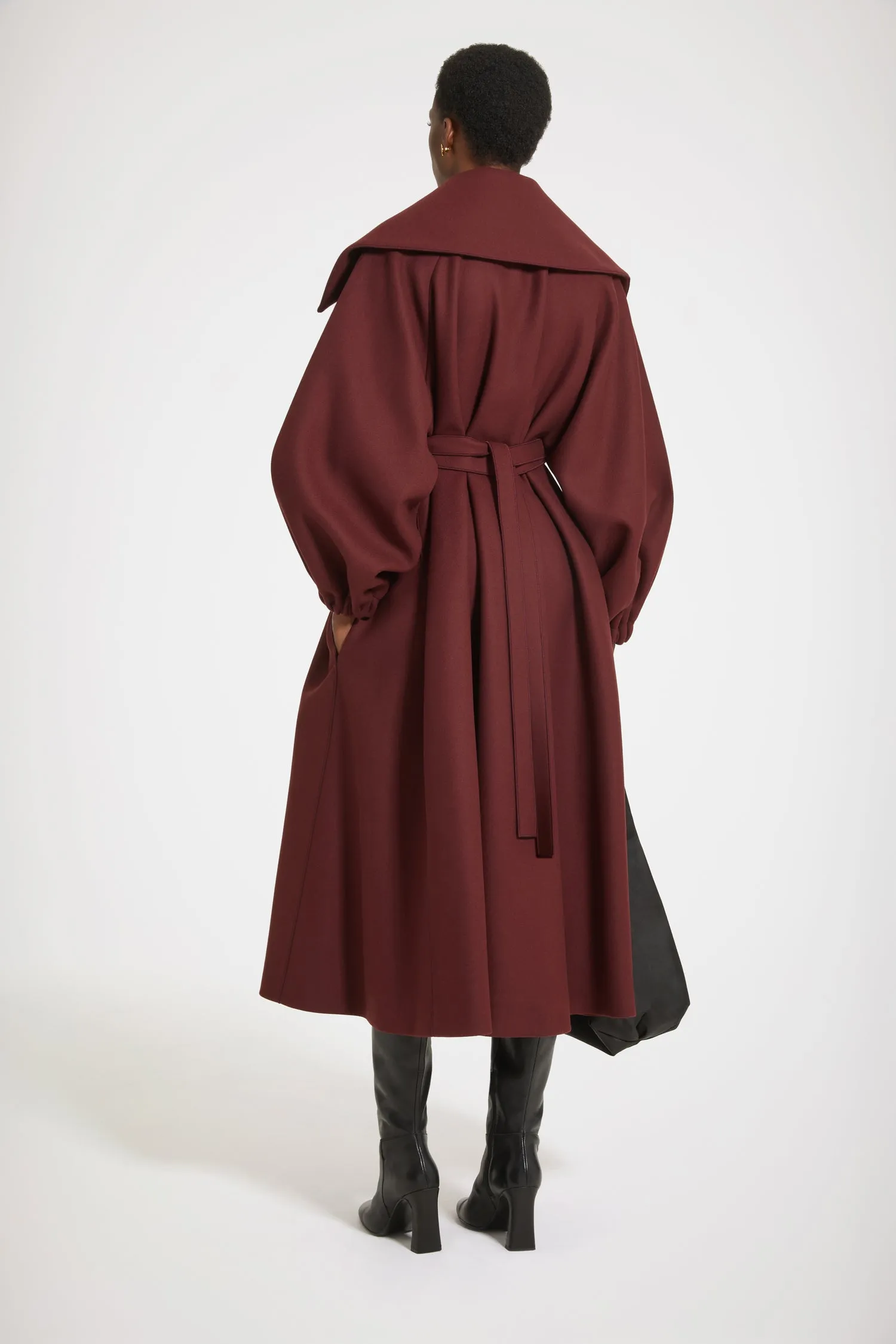 Oversized statement coat in wool-blend felt