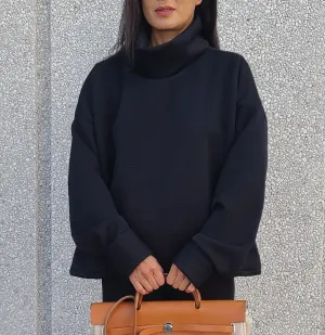 ROOMY Raven Sweater