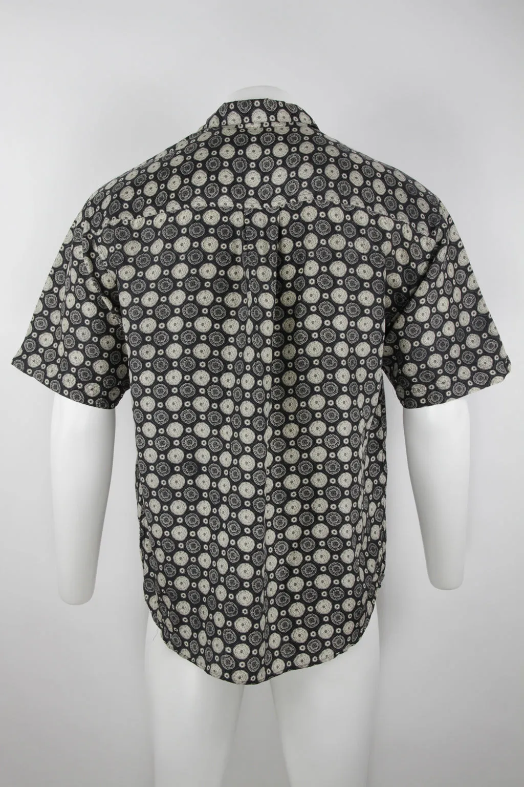 Short sleeve silk shirt - Black floral pattern - L