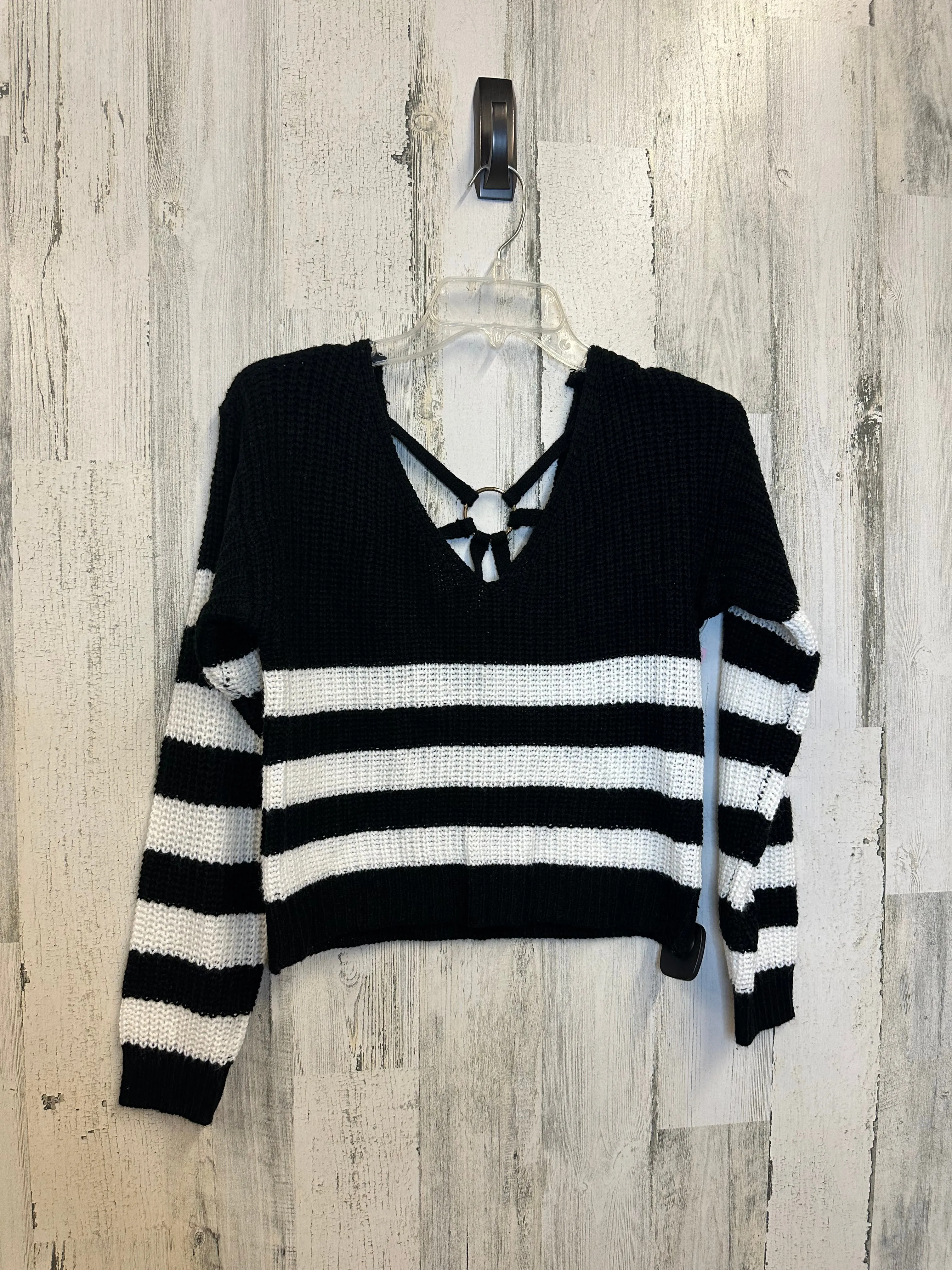 Sweater By Love  Size: M
