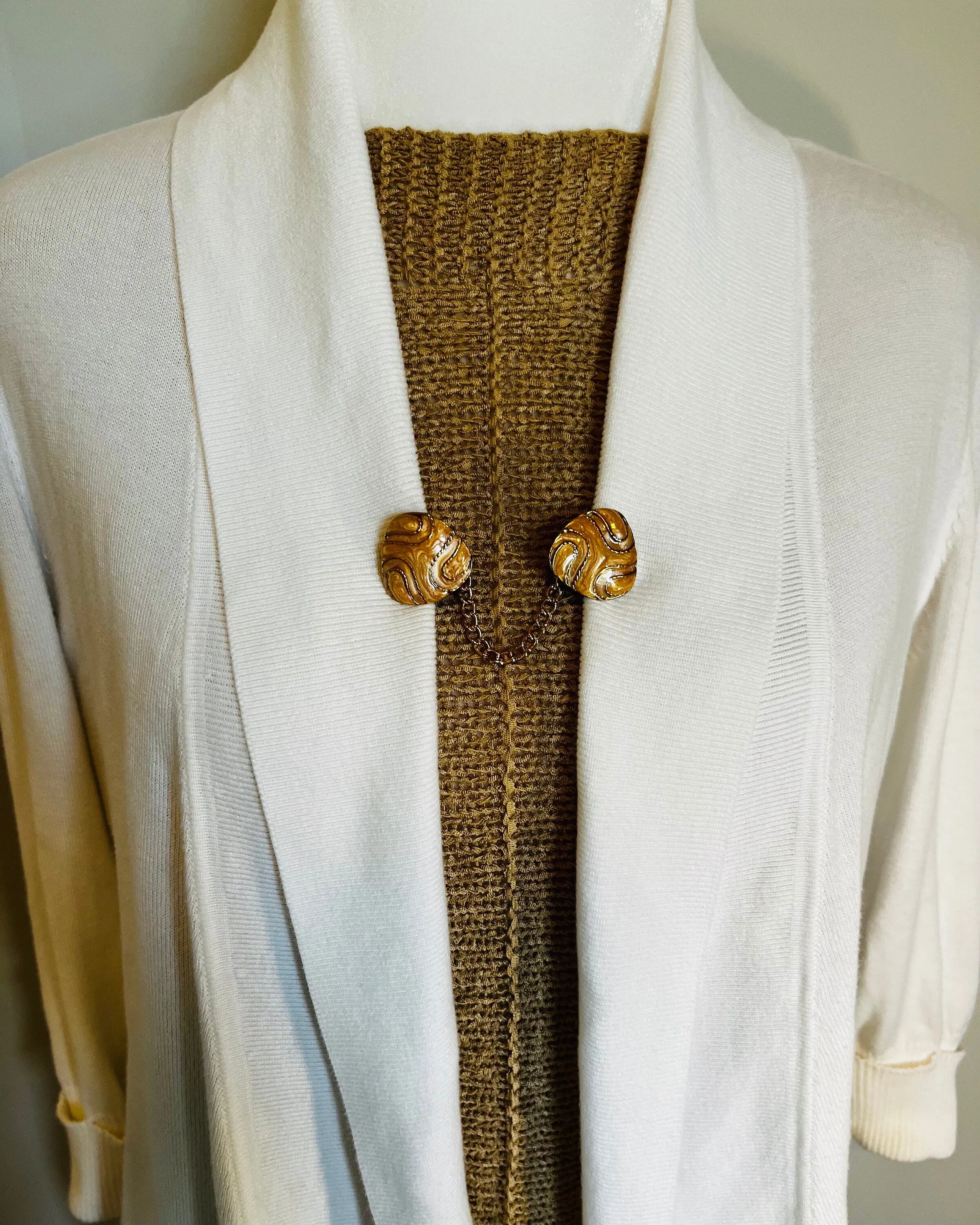 Sweater Clips Swirl Sweater Clip for Cardigan Clasp Minimalist Chain Clip Kimono Jewelry Gift for Mom Gifts for Her by Fabulici