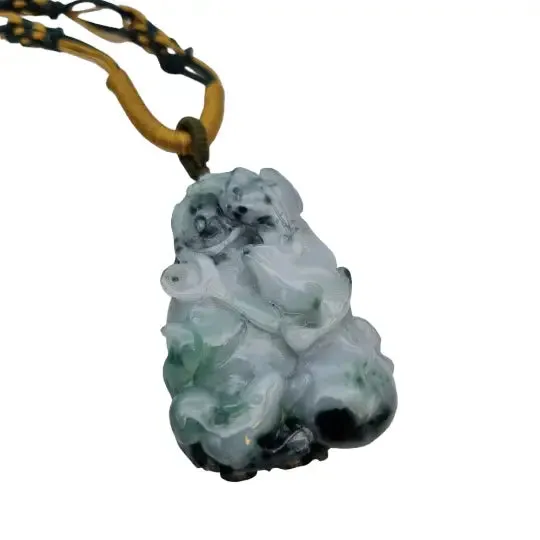 Vintage jade Chinese zodiac mouse pendant carved on both sides.