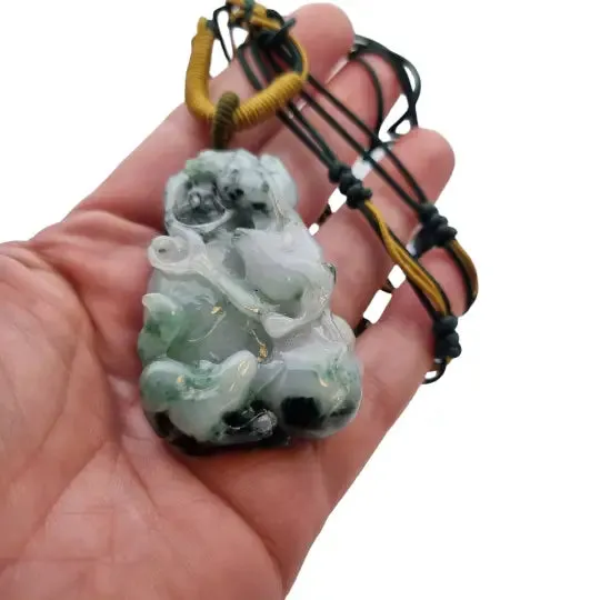 Vintage jade Chinese zodiac mouse pendant carved on both sides.