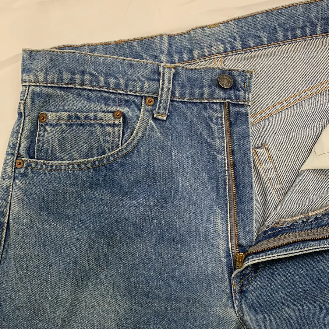 Vintage Levi’s 505 Blue Denim Jeans - W34